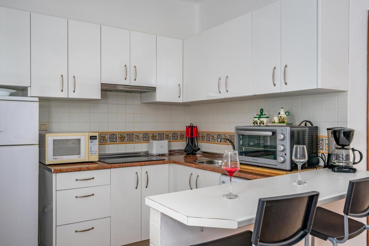 Ferienwohnung Spacious Flat In The Heart Of Torremolinos Ref 39 Exterior foto
