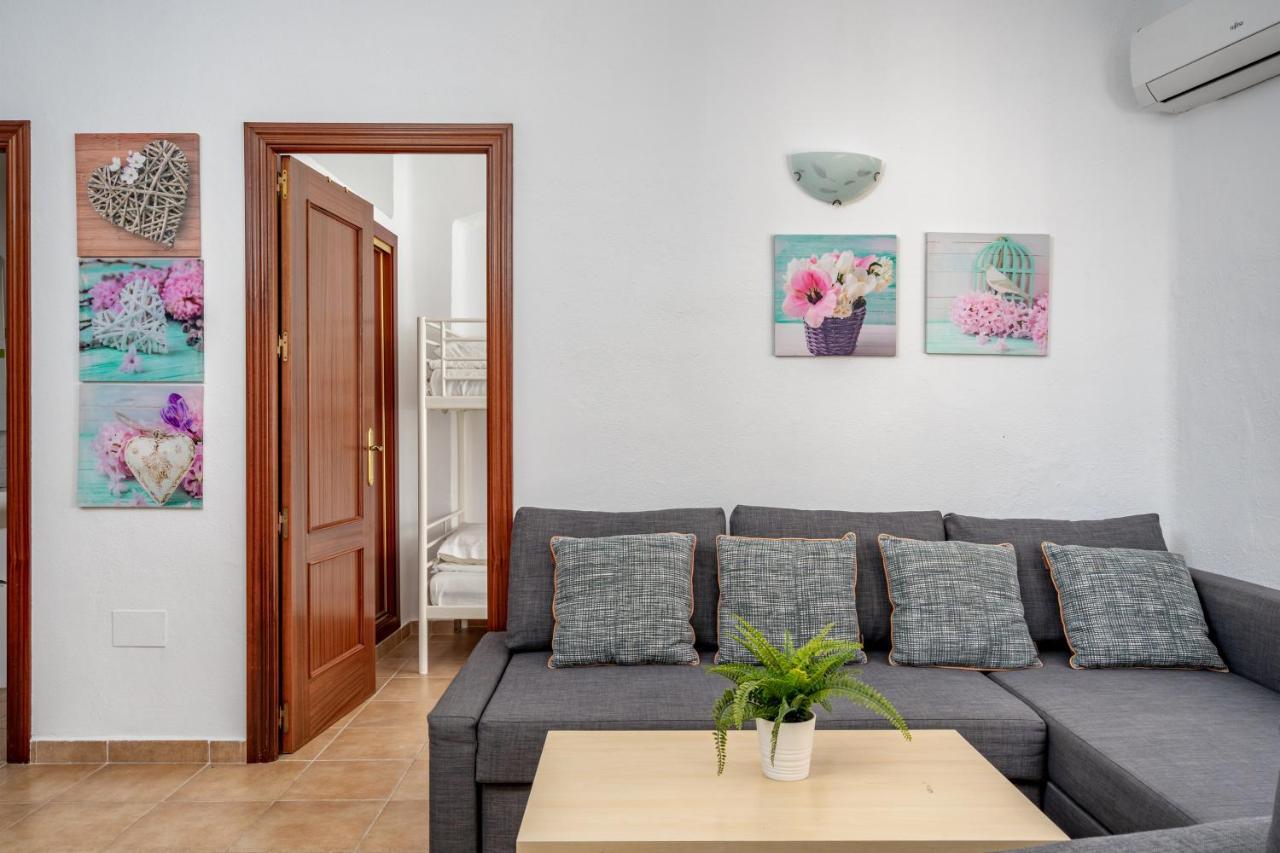 Ferienwohnung Spacious Flat In The Heart Of Torremolinos Ref 39 Exterior foto